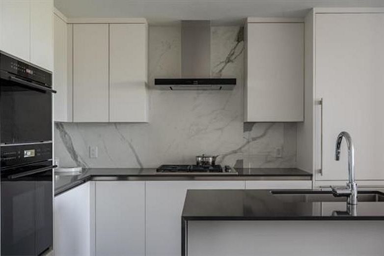 301 717 W 17th Avenue Vancouver, BC - 2