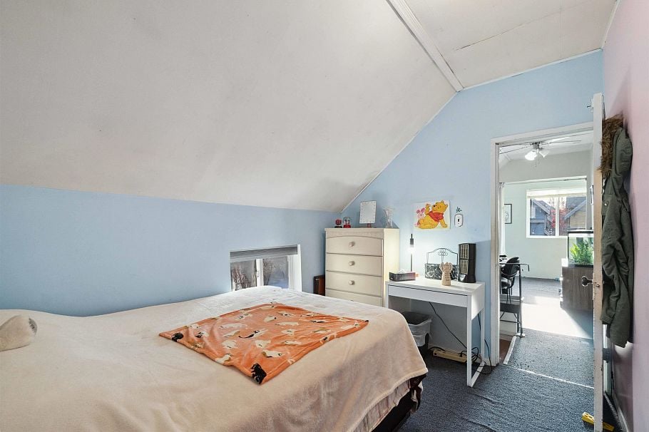 1649 Grant Street Vancouver, BC - 21