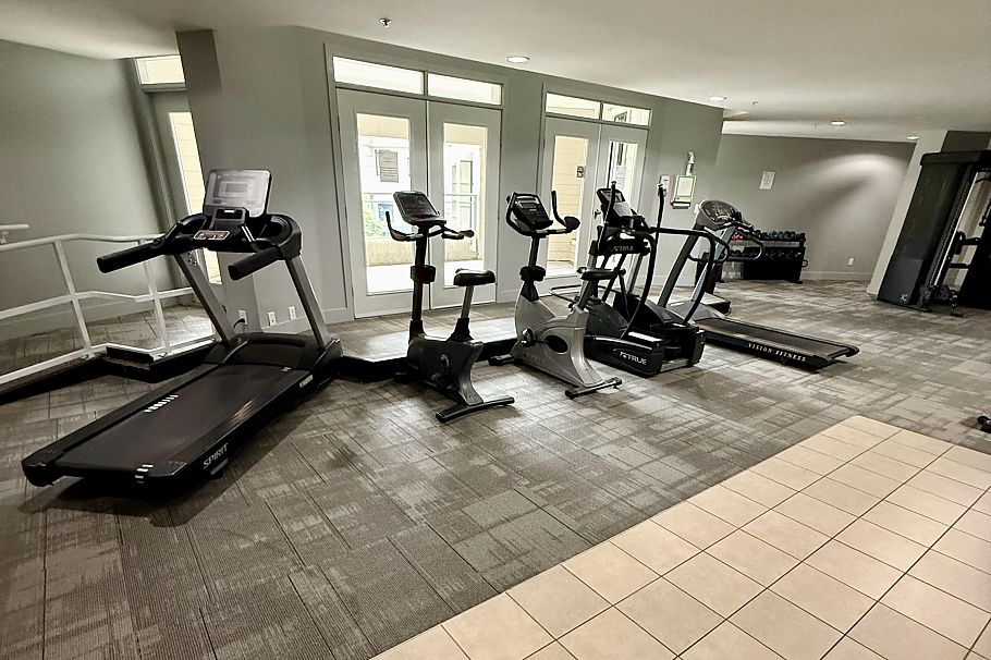 302 4028 Knight Street Vancouver, BC - 19