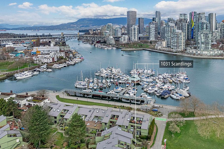 1031 Scantlings Vancouver, BC - 34
