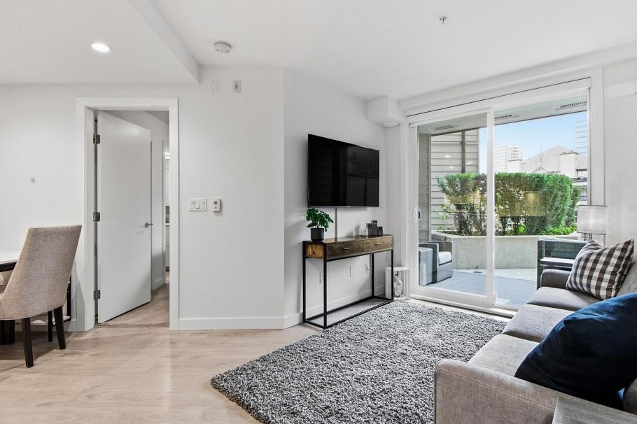 118 108 E 8th Street North Vancouver, BC - 15