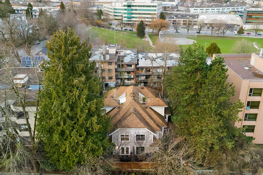 935 E 8th Avenue Vancouver, BC - 30