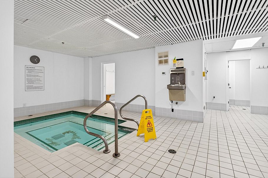 1306 2016 Fullerton Avenue North Vancouver, BC - 33