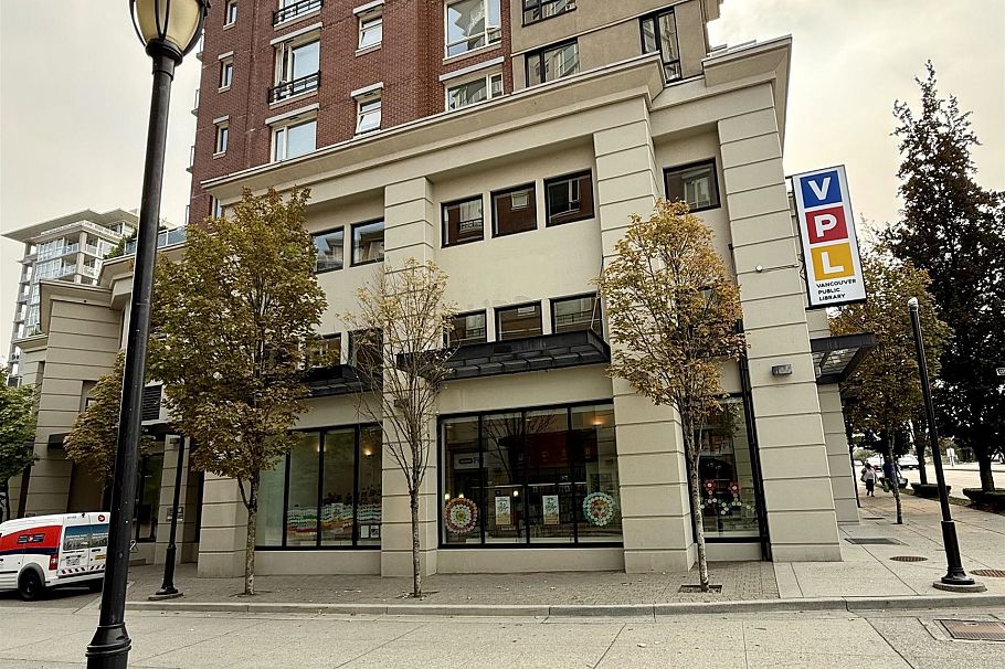 302 4028 Knight Street Vancouver, BC - 22