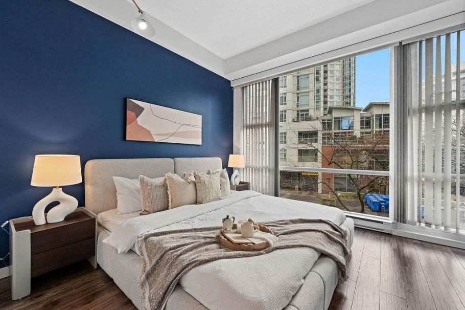 123 Aquarius Mews Vancouver, BC - 25