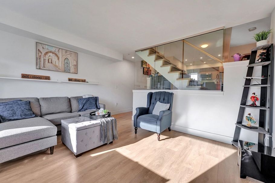 3 752 E 3rd Street North Vancouver, BC - 11