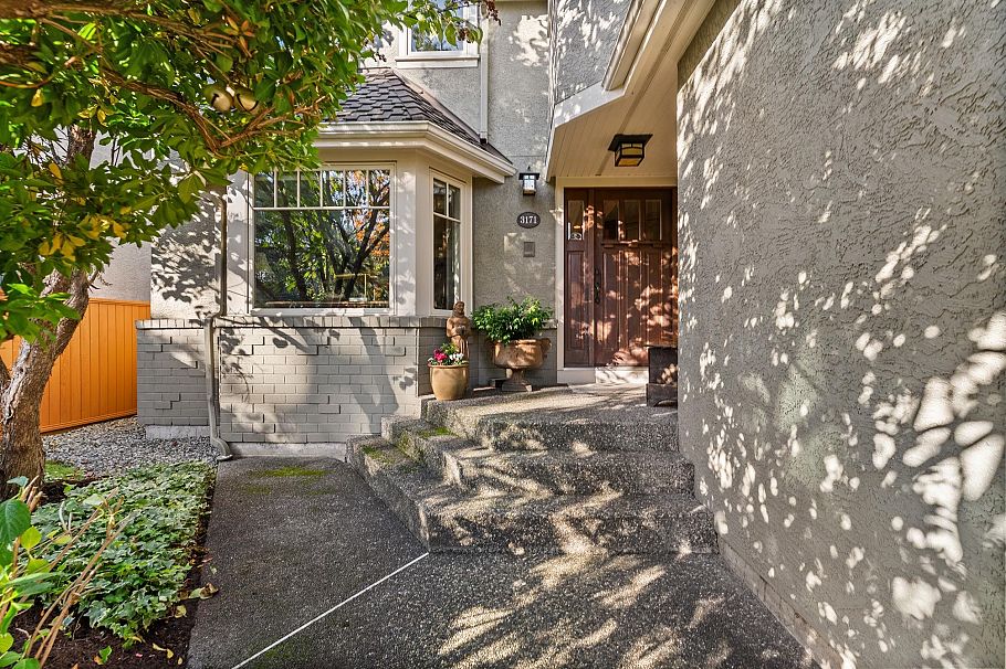 3171 W 42nd Avenue Vancouver, BC - 39
