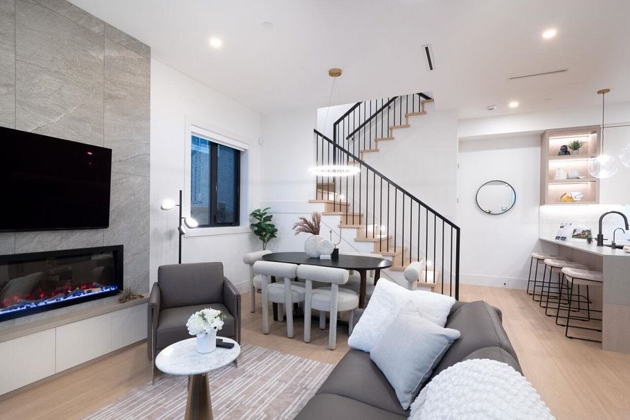 2493 Eton Street Vancouver, BC - 12