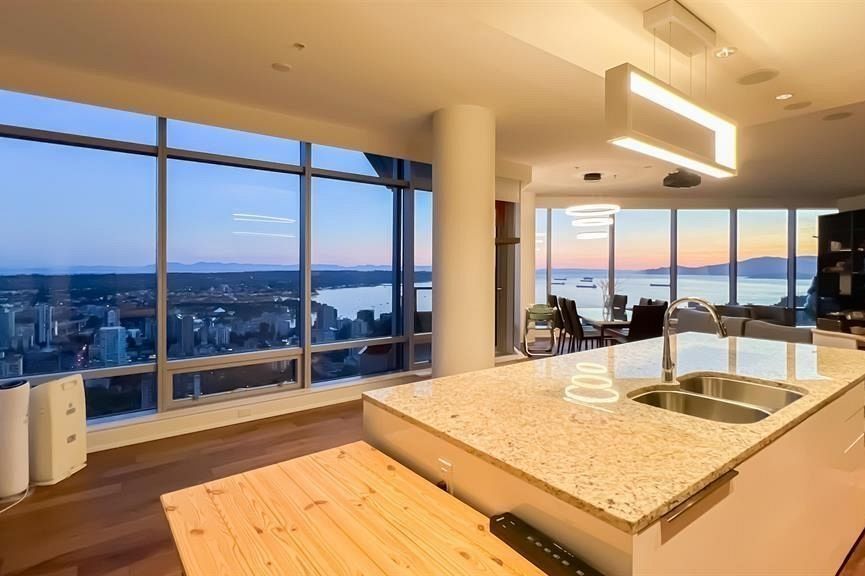 5004 1128 W Georgia Street Vancouver, BC - 24