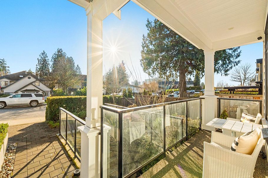 244 E 18th Street North Vancouver, BC - 30