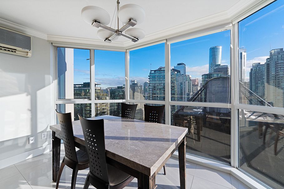 2303 1415 W Georgia Street Vancouver, BC - 8