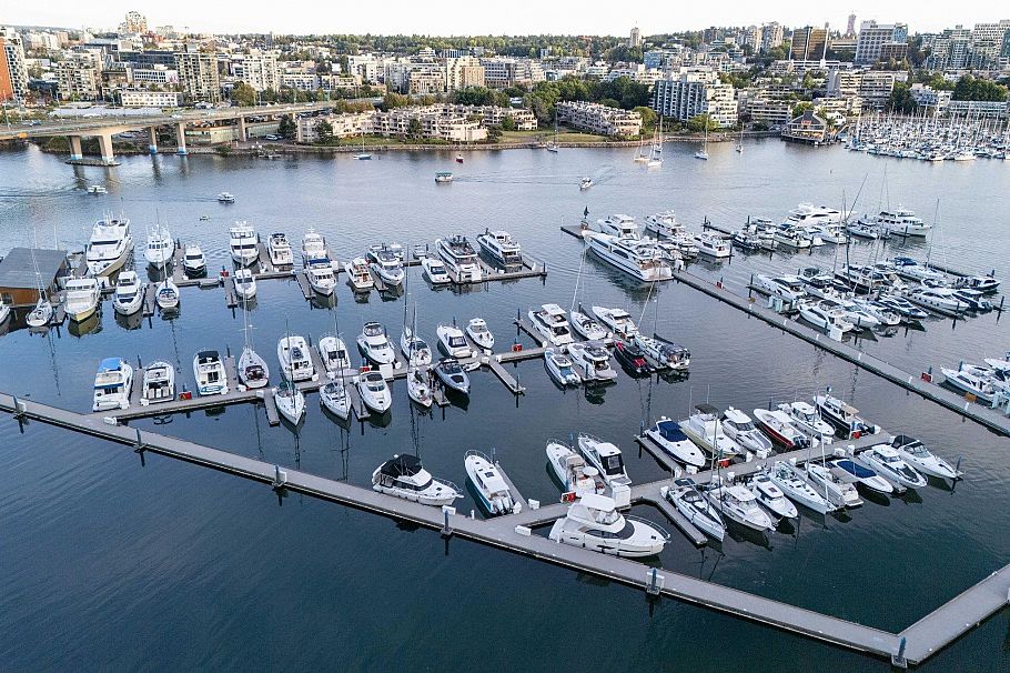 133 Aquarius Mews Vancouver, BC - 28