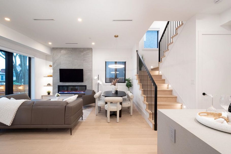 2493 Eton Street Vancouver, BC - 13