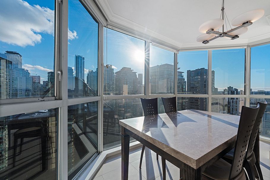 2303 1415 W Georgia Street Vancouver, BC - 7