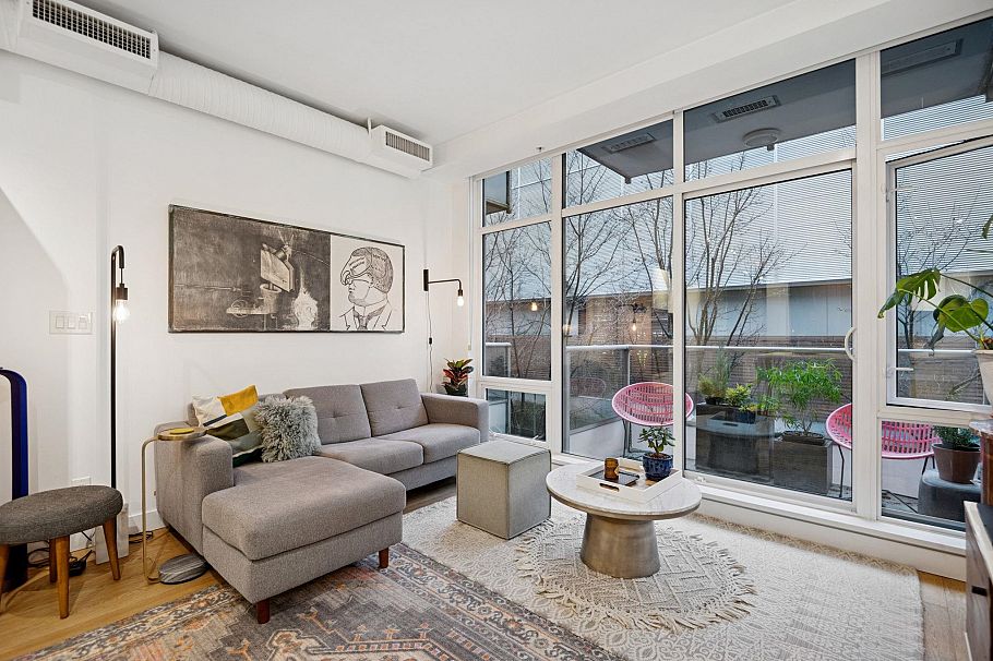 228 108 E 1st Avenue Vancouver, BC - 5