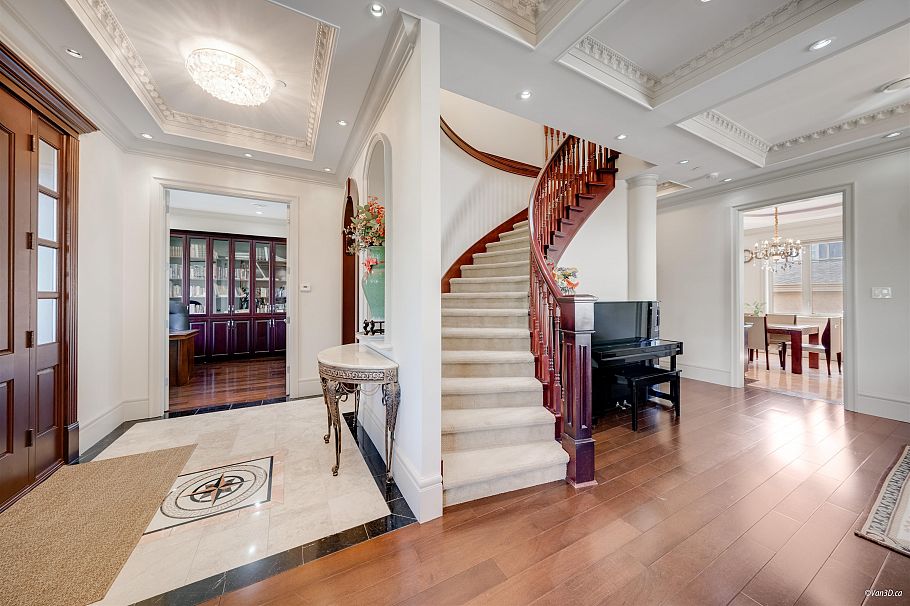 6633 Neal Street Vancouver, BC - 13