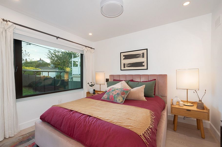 2734 Yale Street Vancouver, BC - 10