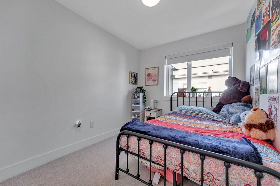 3 752 E 3rd Street North Vancouver, BC - 33