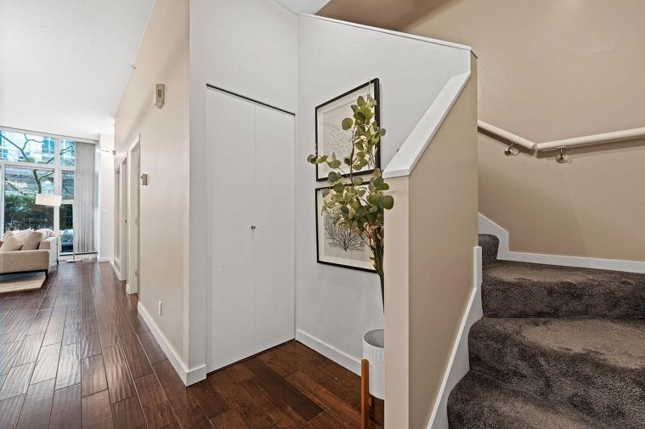 123 Aquarius Mews Vancouver, BC - 24