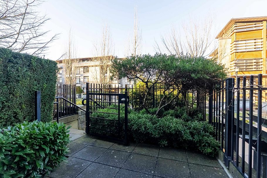 112 5958 Iona Drive Vancouver, BC - 32