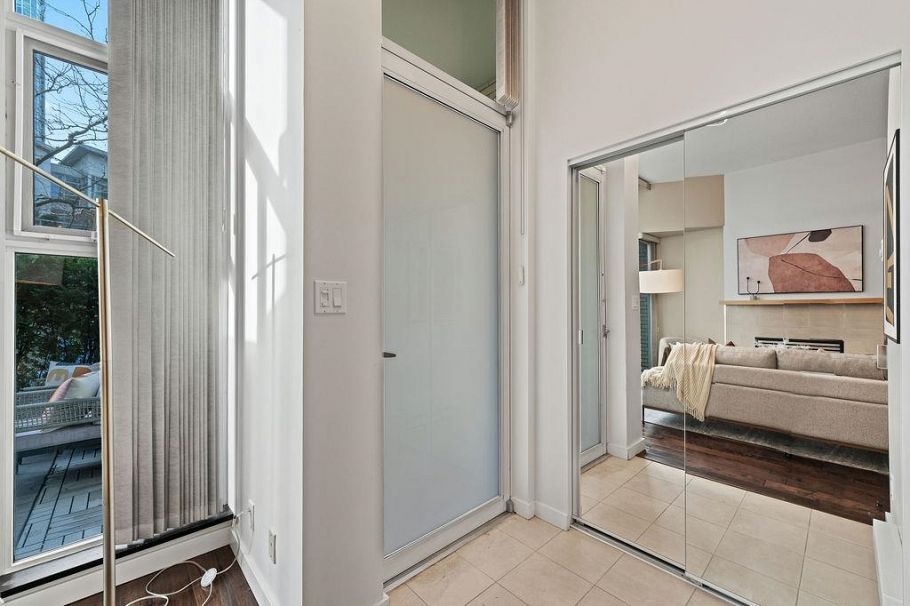 123 Aquarius Mews Vancouver, BC - 7