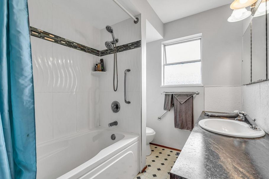 6036 Knight Street Vancouver, BC - 17