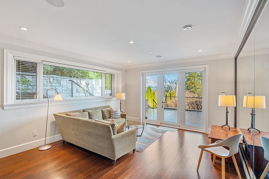 4578 Puget Drive Vancouver, BC - 20