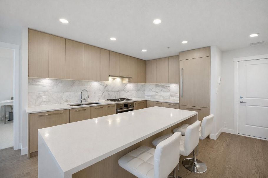 434 3563 Ross Drive Vancouver, BC - 1