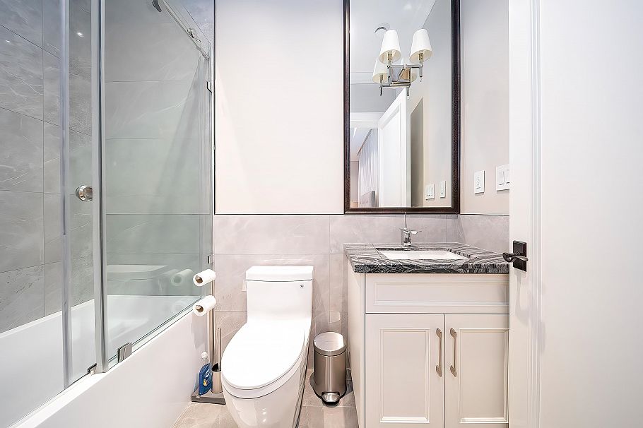 6338 Elm Street Vancouver, BC - 34