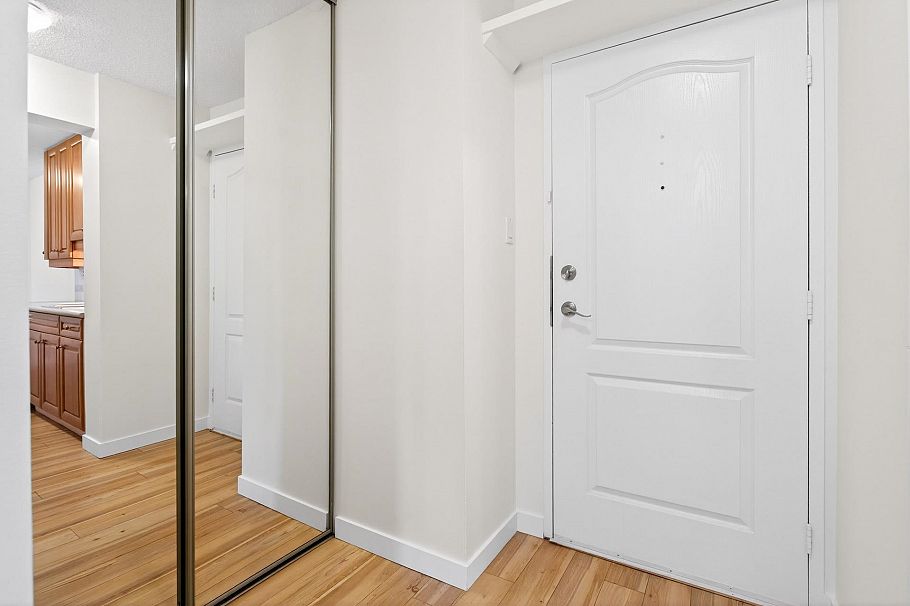 1306 2016 Fullerton Avenue North Vancouver, BC - 20