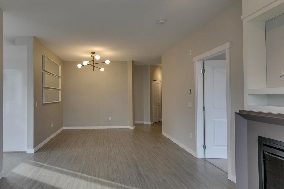 307 217 W 8th Street North Vancouver, BC - 6