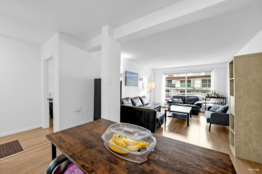 201 8680 Fremlin Street Vancouver, BC - 1