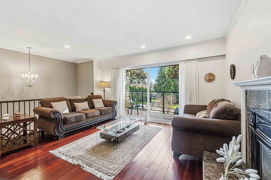 552 W 29th Street North Vancouver, BC - 6