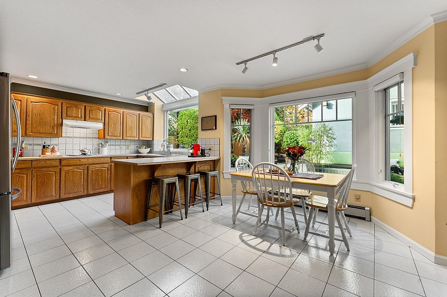 3171 W 42nd Avenue Vancouver, BC - 15