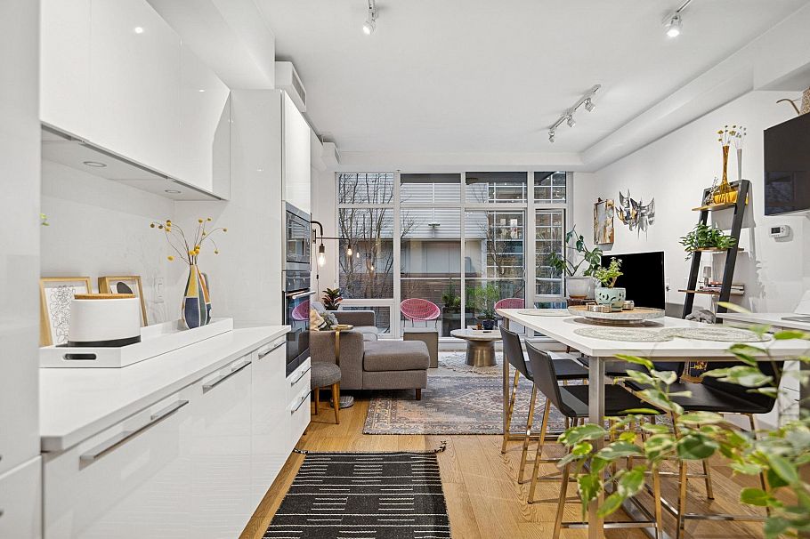 228 108 E 1st Avenue Vancouver, BC - 10