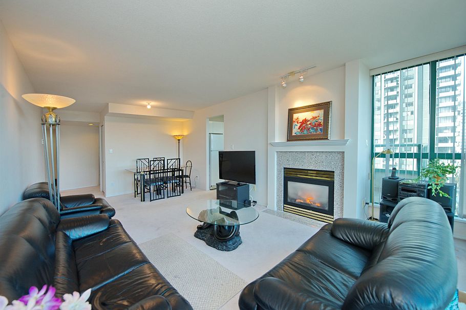 1007 5899 Wilson Avenue Burnaby, BC - 10