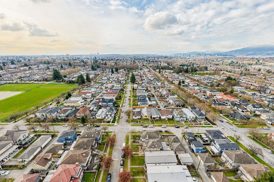 3895 Windermere Street Vancouver, BC - 36