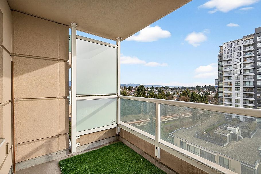 1201 5189 Gaston Street Vancouver, BC - 17