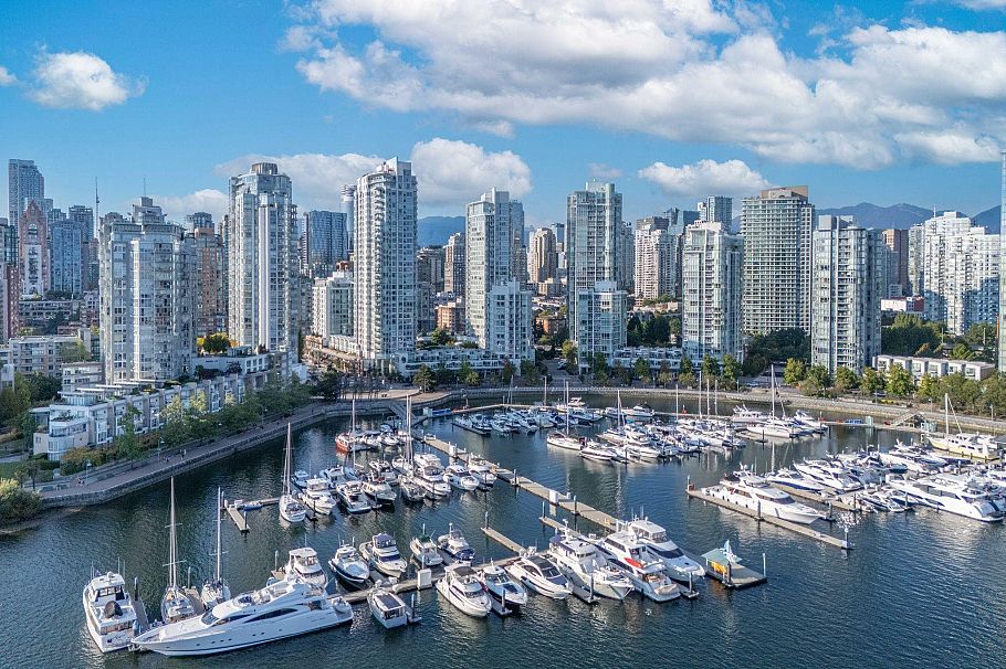 133 Aquarius Mews Vancouver, BC - 38