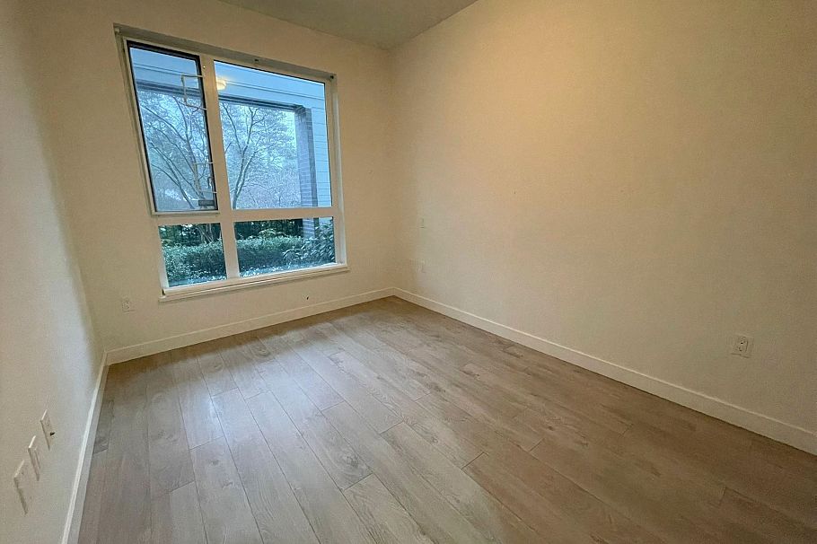 102 6633 Cambie Street Vancouver, BC - 6