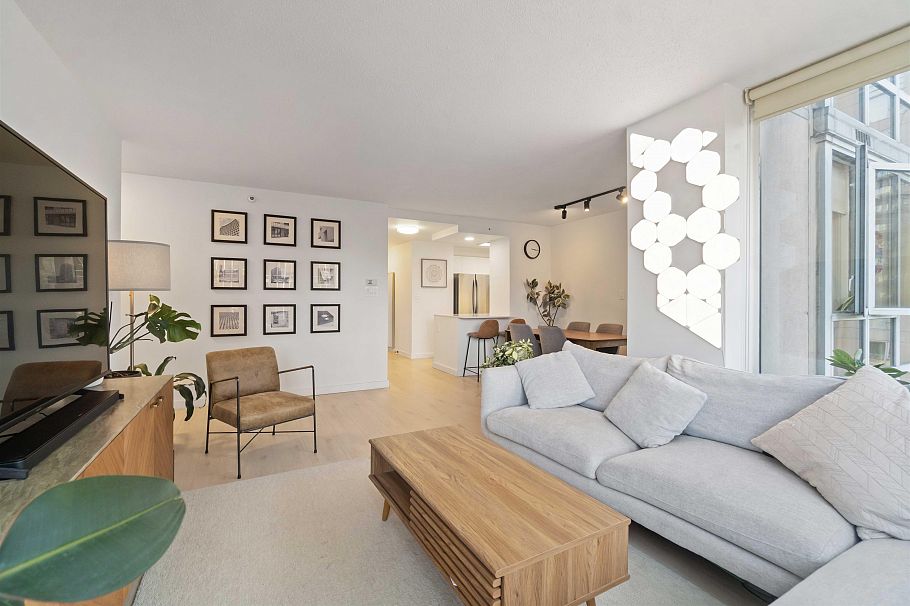 1303 930 Cambie Street Vancouver, BC - 3