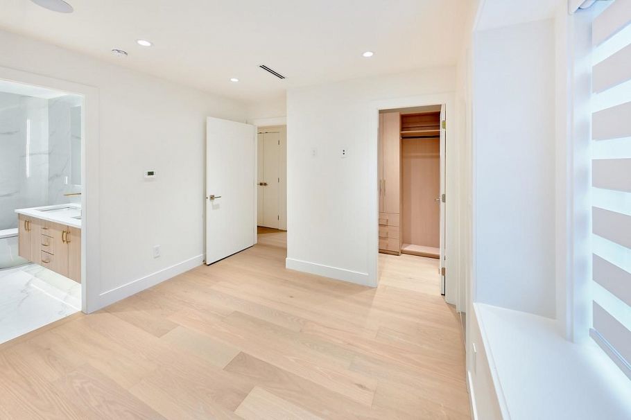 806 Montroyal Boulevard North Vancouver, BC - 21