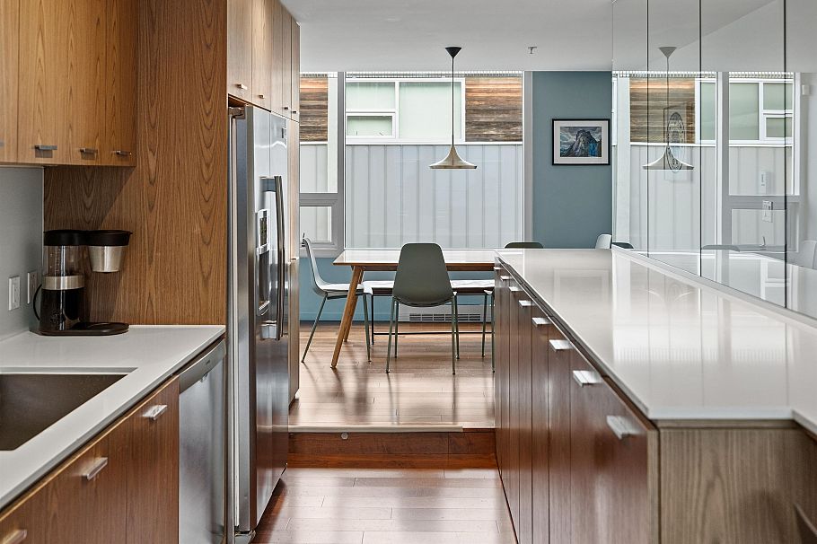 7 850 W 8th Avenue Vancouver, BC - 9