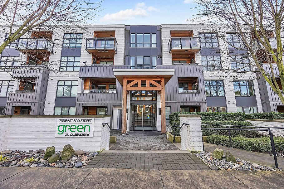 205 733 E 3rd Street North Vancouver, BC - 1
