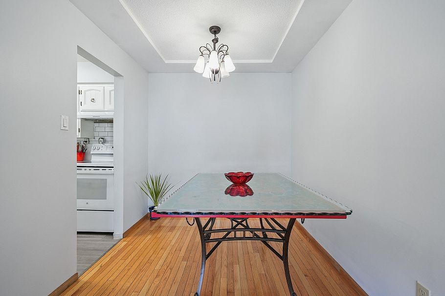 202 8770 Laurel Street Vancouver, BC - 5