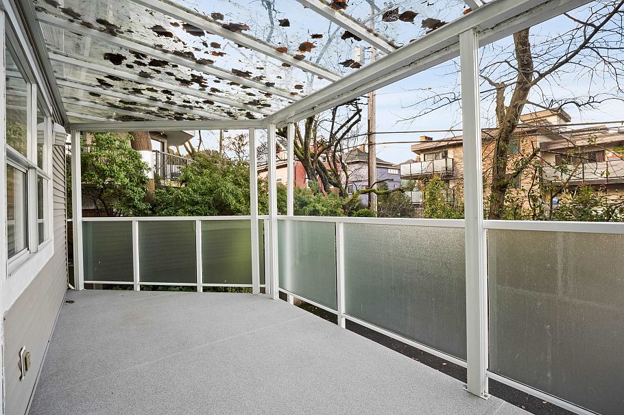 935 E 8th Avenue Vancouver, BC - 27