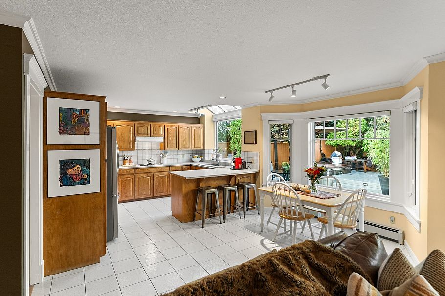 3171 W 42nd Avenue Vancouver, BC - 16