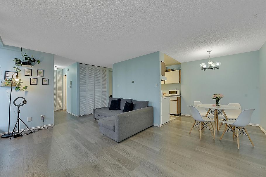 605 6759 Willingdon Avenue Burnaby, BC - 3