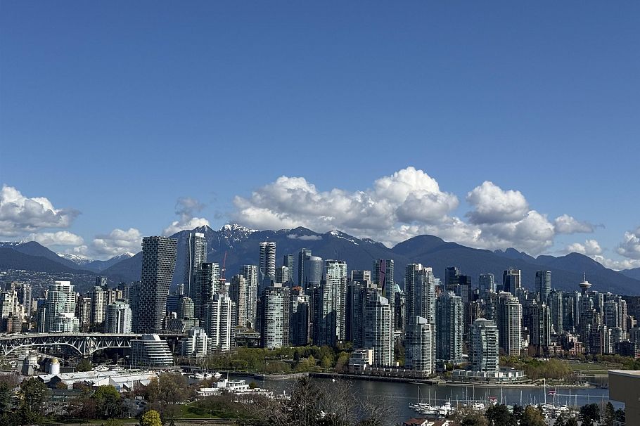 PH 1268 W Broadway Vancouver, BC - 2