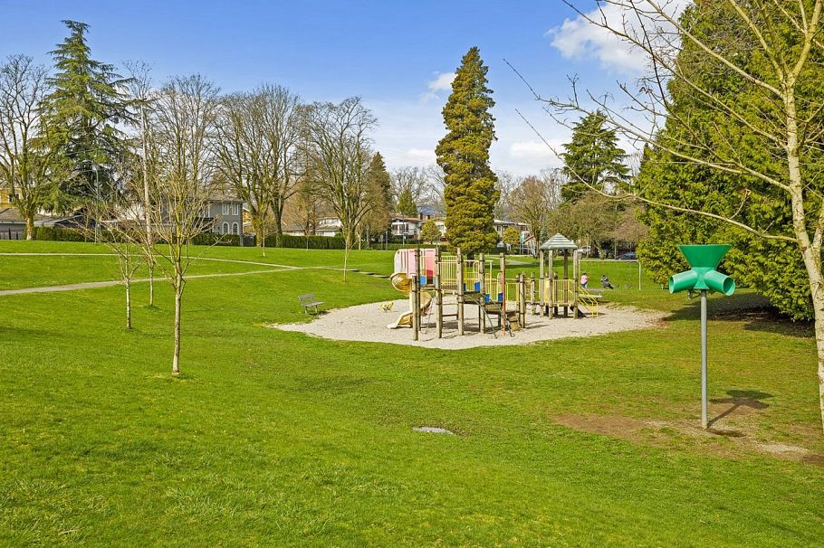 2880 Oxford Street Vancouver, BC - 34